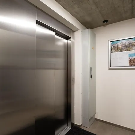 House Mojo Apartment *