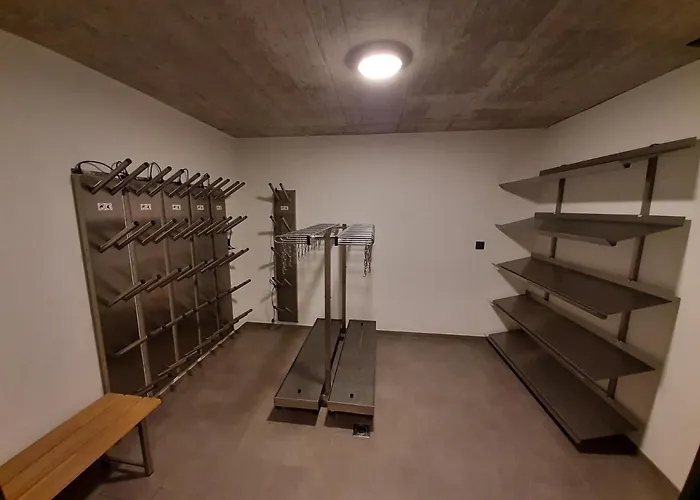 House Mojo Apartment